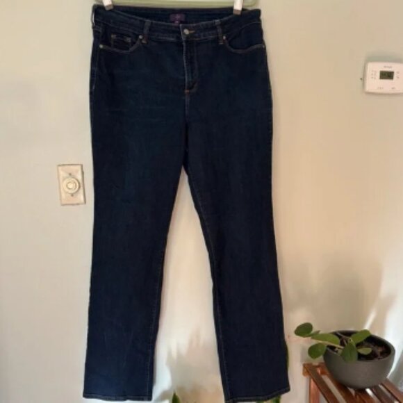 NYDJ Jeans Womens Sz 18 Blue Dark Wash Straight Leg Stretch Casual Comfy Denim - Picture 1 of 11